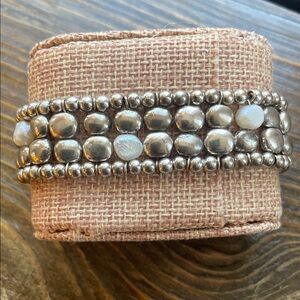 Bracelet Cobblestone Beads/Faux Pearls